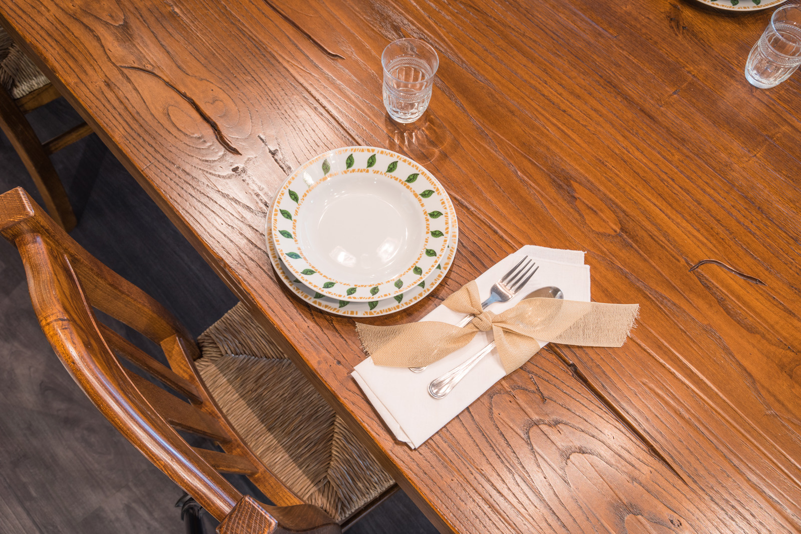 Tavolo in legno massello